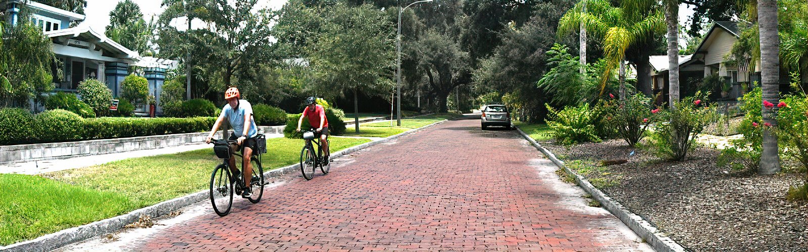 Added to the National Registry of Historic Places in 2003, Historic Kenwood has retained its avenues made of bricks and hexagonal pavers can still be found on many of its sidewalks.