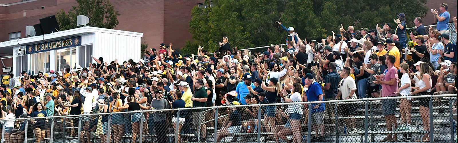 A sellout crowd cheers after the Sun scores a second-half goal.