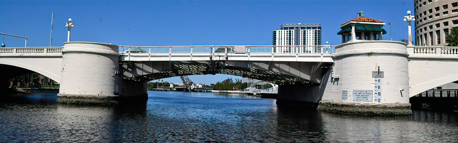  Craft’s river journey is an opportunity to rediscover the beauty of Tampa’s low bridges from a new vantage point.