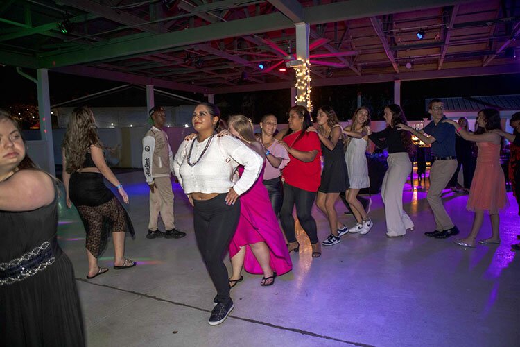 The Kristin Tomasello Foundation's  "A Night to Remember" special needs prom at ZooTampa features a red carpet and non-stop music and dancing.