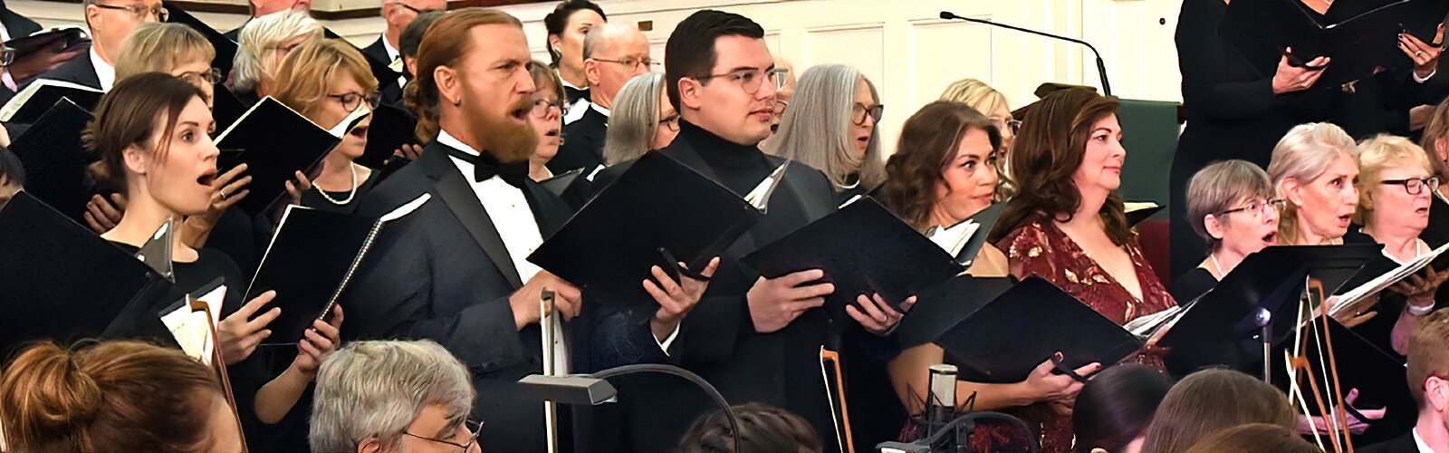  Bass-baritone Todd Donovan joins tenor Eric Ferring, soprano Susan Hellman Spatafora and mezzo-soprano Robyn Rocklein to form the quartet for the final Benedictus.