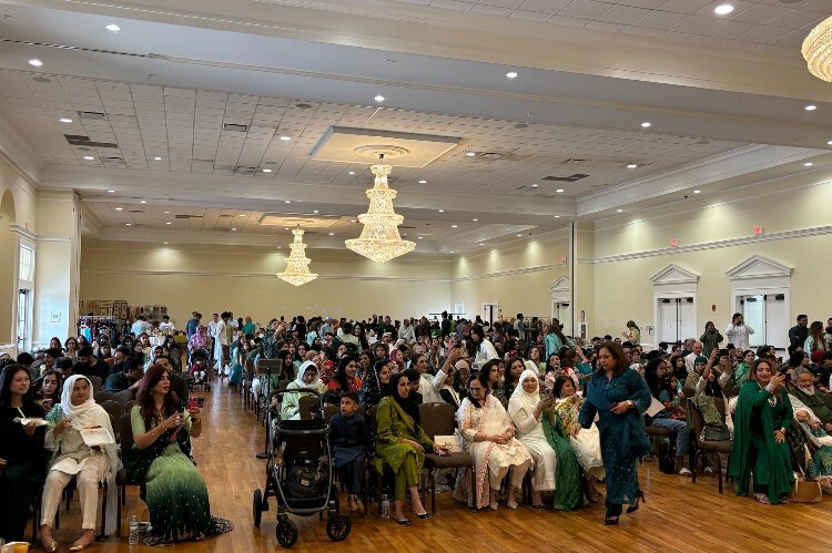 The Pakistani American Association of Tampa Bay's Independence Day celebration attracted a crowd of more than 500